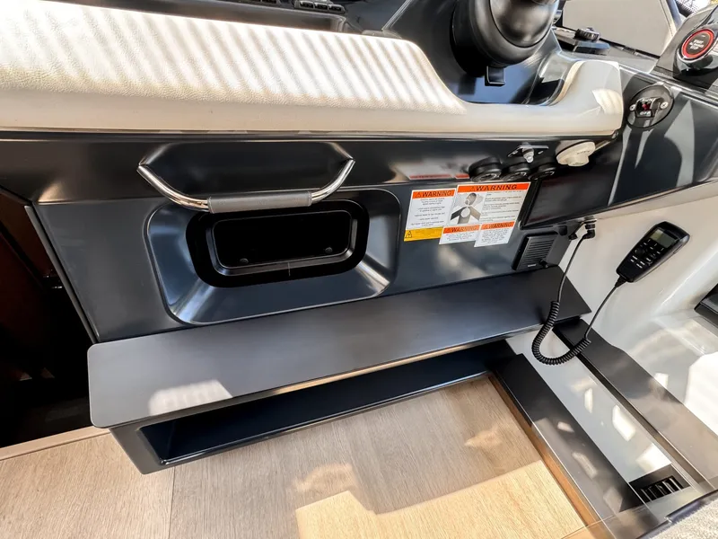Slide: The Image of Wellcraft 44 Explorer 2026 - 25