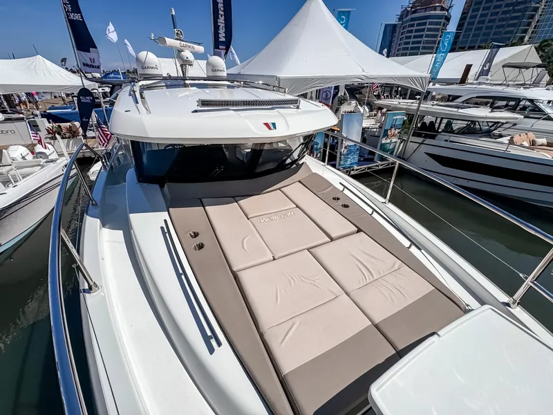 Slide: The Image of Wellcraft 44 Explorer 2026 - 46