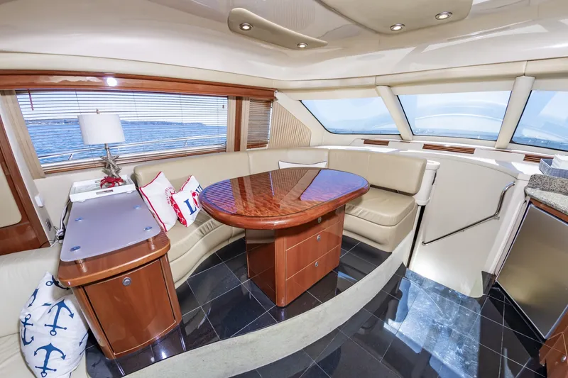 Slide: The Image of Sea Ray 58 Sedan Bridge 2007 - 32