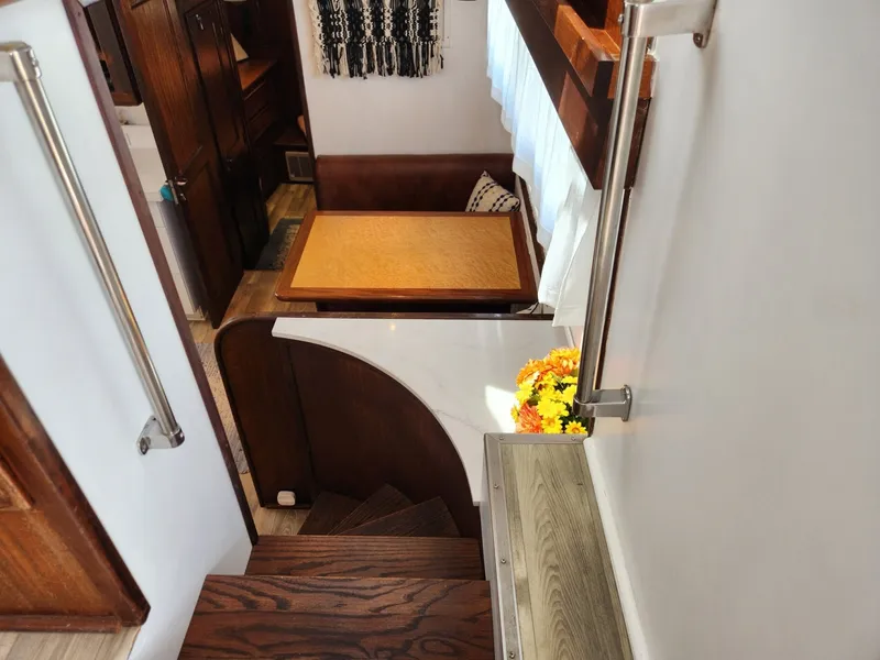 Slide: The Image of Hatteras 53 Motor Yacht 1978 - 25