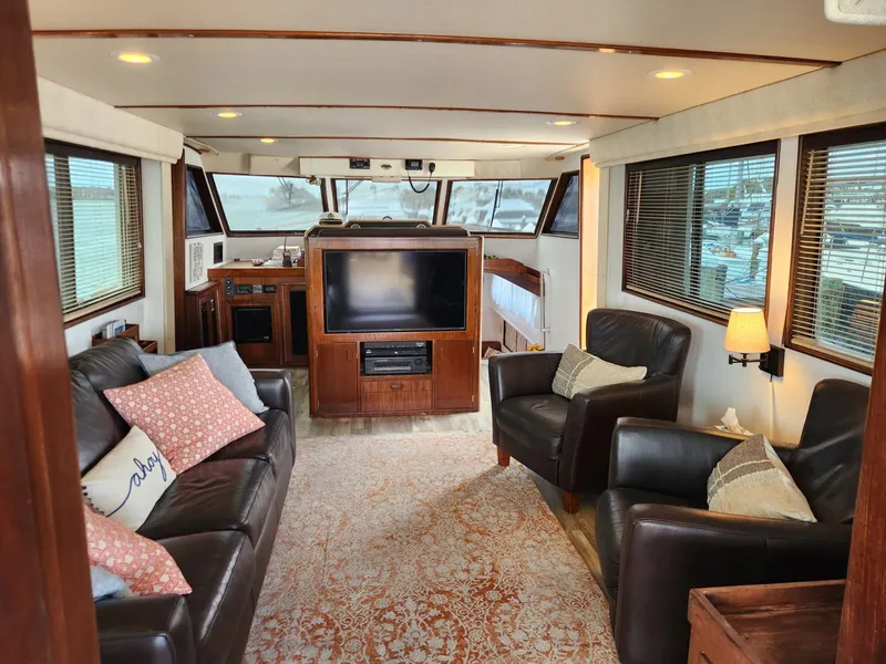 Slide: The Image of Hatteras 53 Motor Yacht 1978 - 5