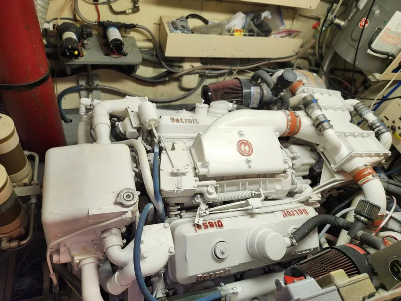 Slide: The Image of Hatteras 53 Motor Yacht 1978 - 51