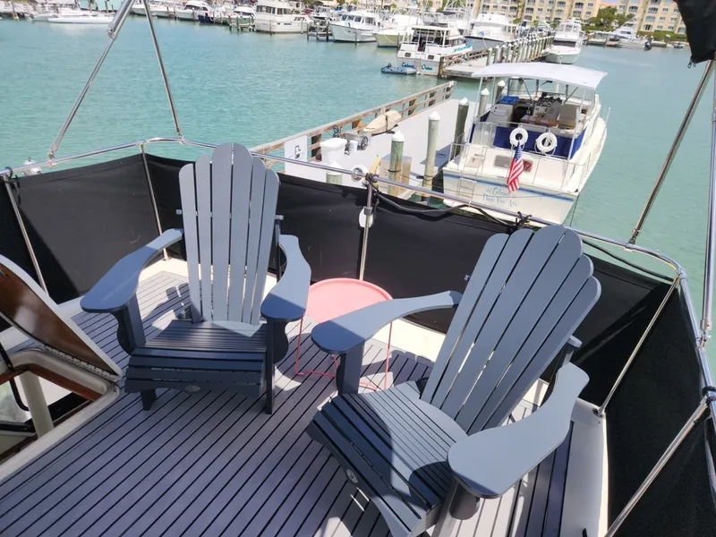 Slide: The Image of Hatteras 53 Motor Yacht 1978 - 61