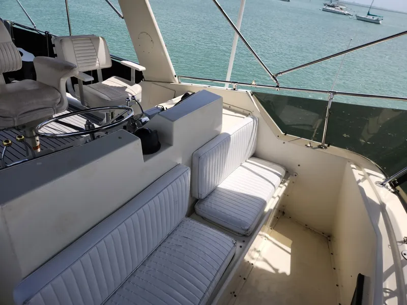 Slide: The Image of Hatteras 53 Motor Yacht 1978 - 65