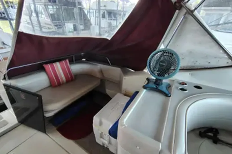 Slide: The Image of Wellcraft Gran Sport 3400 1989 - 17
