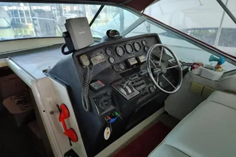 Slide: The Image of Wellcraft Gran Sport 3400 1989 - 22