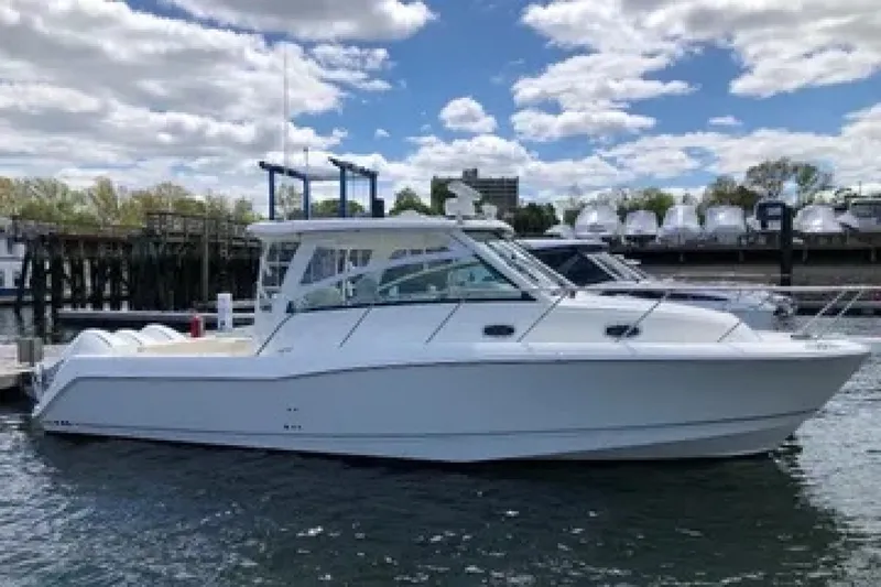 The Image of Boston Whaler Conquest 2020 - 0