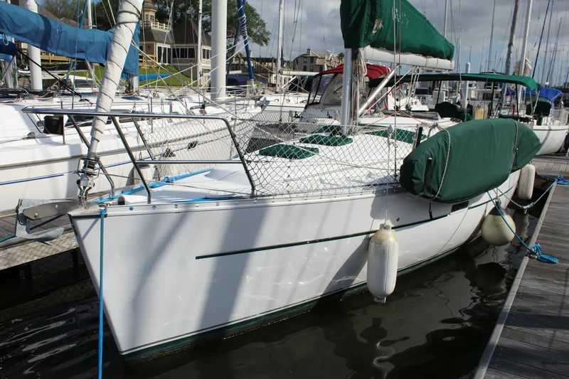 The Image of Beneteau 323 2007 - 0