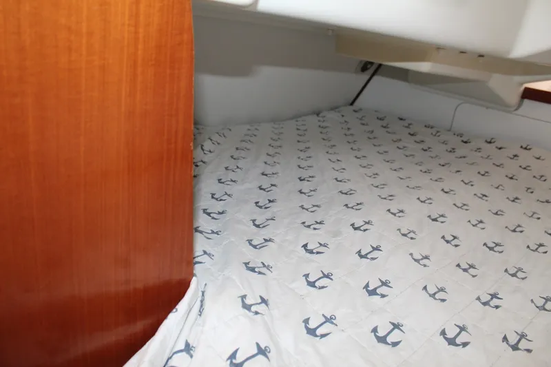 Slide: The Image of Beneteau 323 2007 - 33