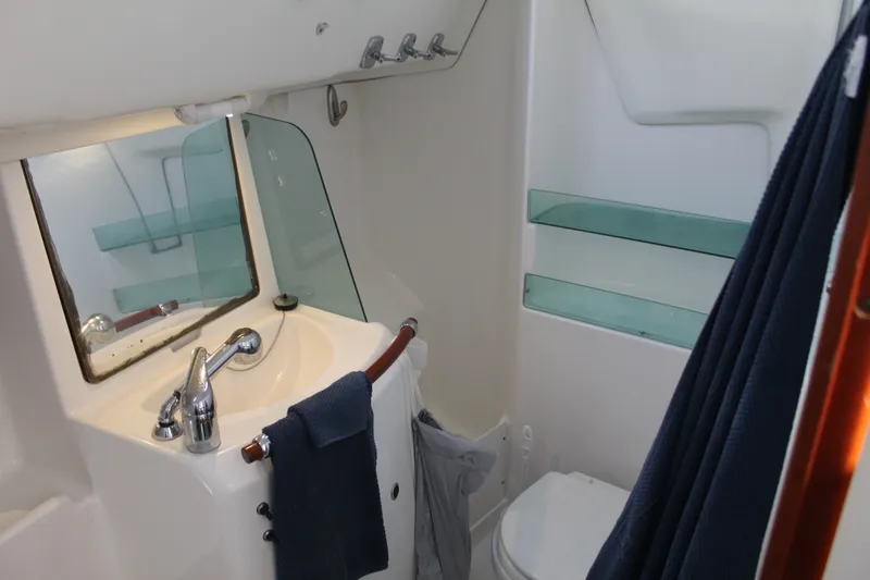 Slide: The Image of Beneteau 323 2007 - 35