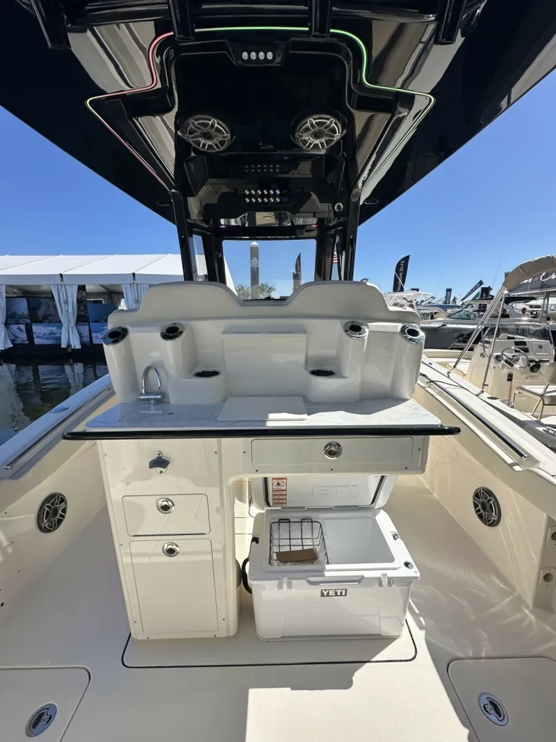 Slide: The Image of Scout 288 LXF 2026 - 4