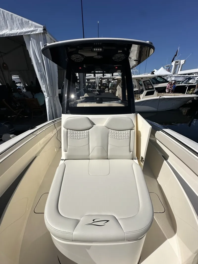Slide: The Image of Scout 288 LXF 2026 - 6