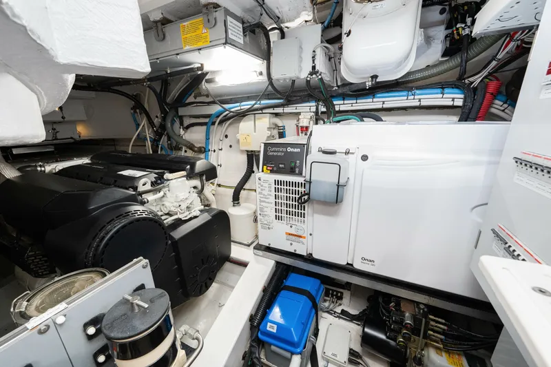 Slide: The Image of Azimut S6 2020 - 117
