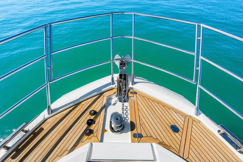 Slide: The Image of Azimut S6 2020 - 81