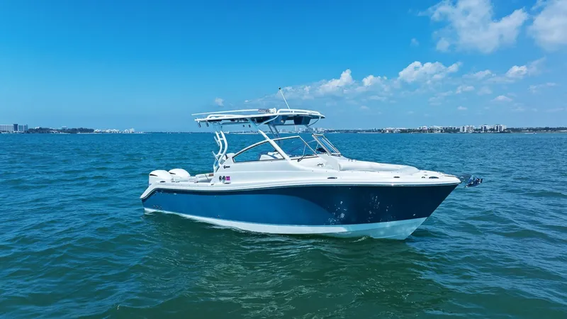 Slide: The Image of Edgewater 280CX 2018 - 14