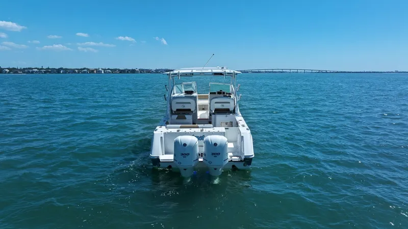 Slide: The Image of Edgewater 280CX 2018 - 15