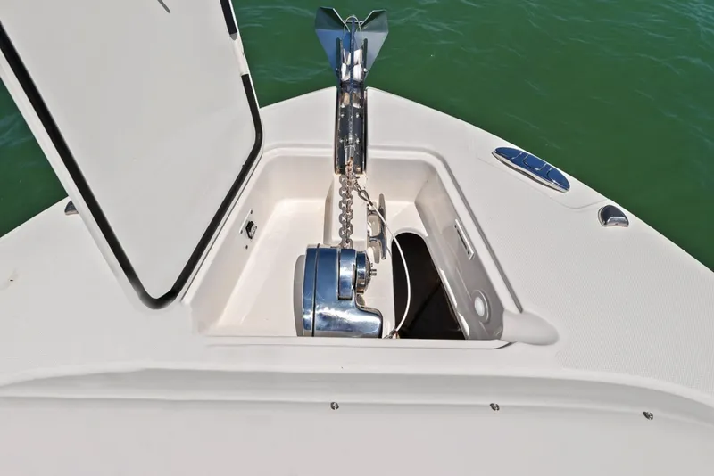 Slide: The Image of Edgewater 280CX 2018 - 48