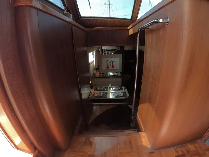 Slide: The Image of Hatteras Motor Yacht 1987 - 109