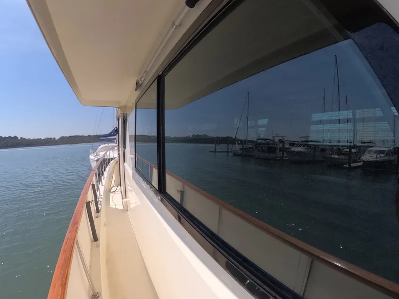 Slide: The Image of Hatteras Motor Yacht 1987 - 48