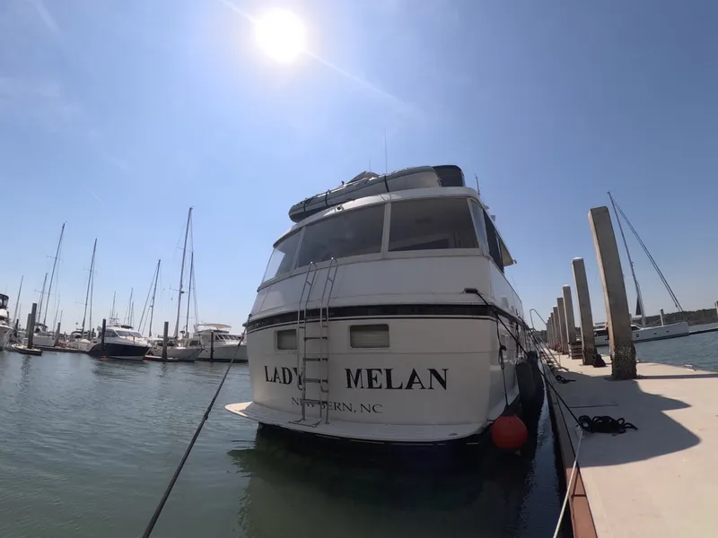 Slide: The Image of Hatteras Motor Yacht 1987 - 64