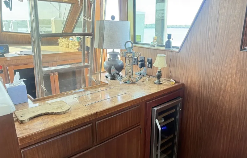 Slide: The Image of Hatteras Motor Yacht 1987 - 66
