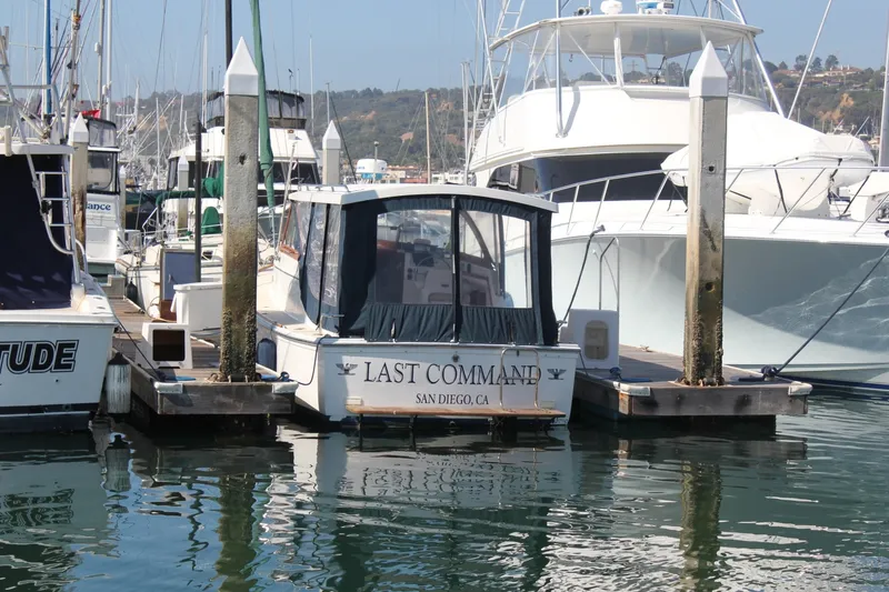 Slide: The Image of Cape Dory 28 FISHERMAN HARDTOP 1988 - 2