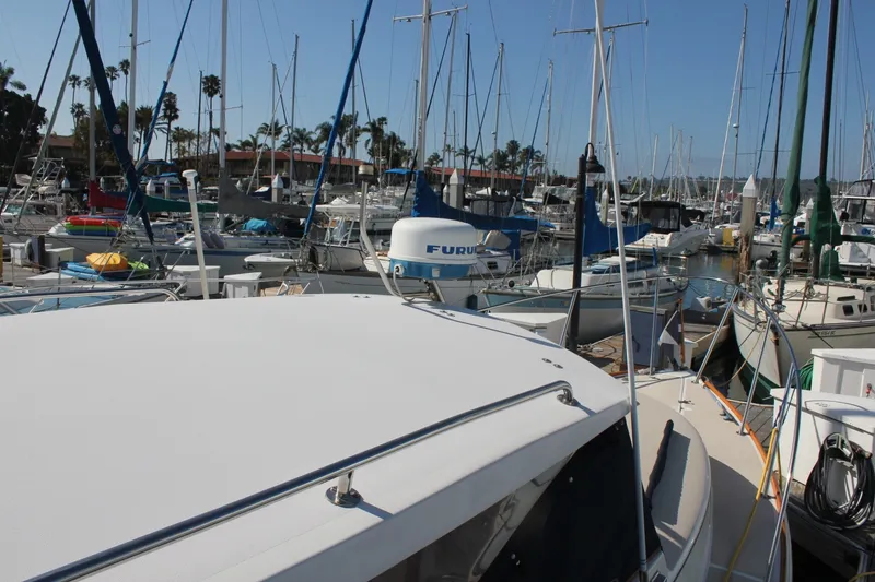 Slide: The Image of Cape Dory 28 FISHERMAN HARDTOP 1988 - 7