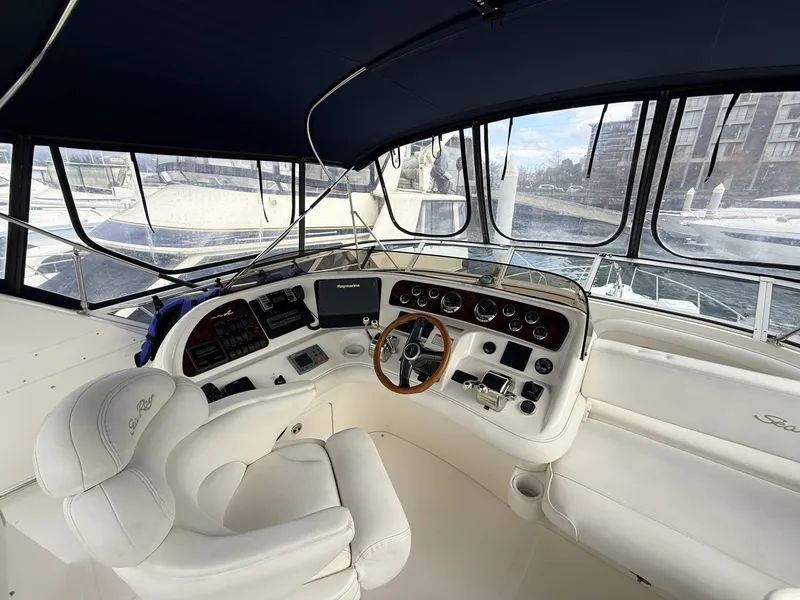 Slide: The Image of Sea Ray 450 Express Bridge 2003 - 19