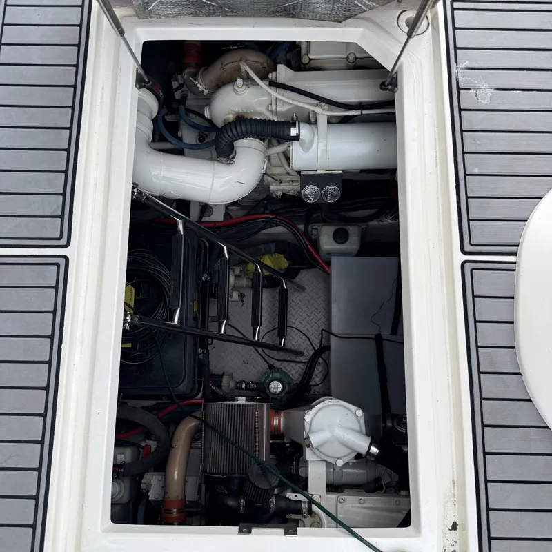 Slide: The Image of Sea Ray 450 Express Bridge 2003 - 9