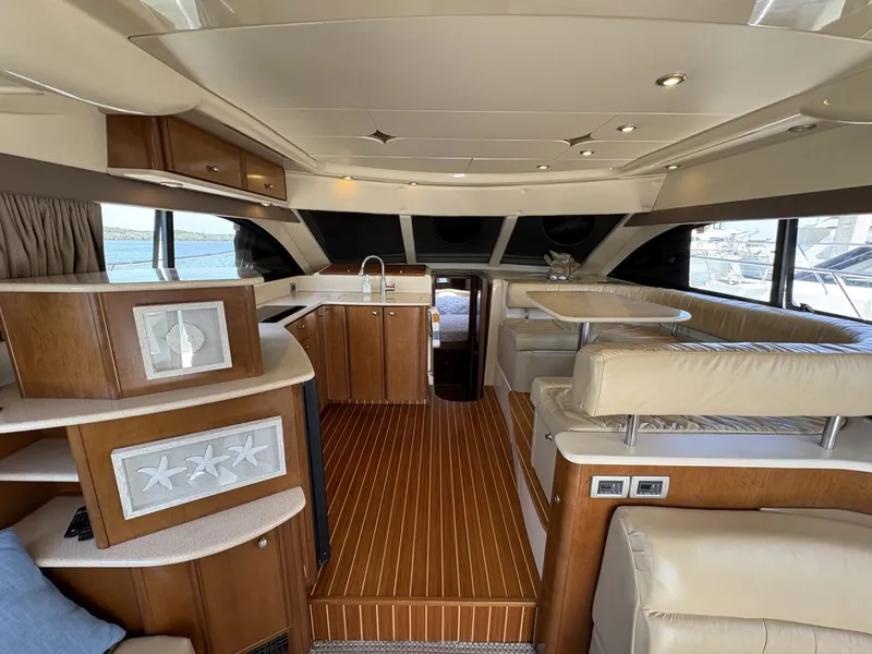 Slide: The Image of Meridian 411 Sedan 2005 - 24