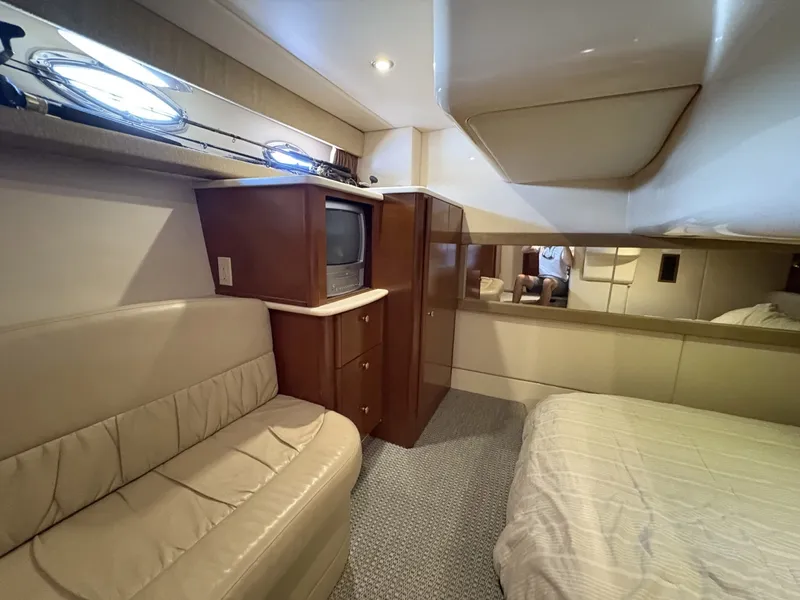 Slide: The Image of Meridian 411 Sedan 2005 - 31