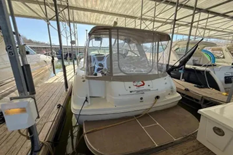 Slide: The Image of Sea Ray Sundancer 2001 - 3