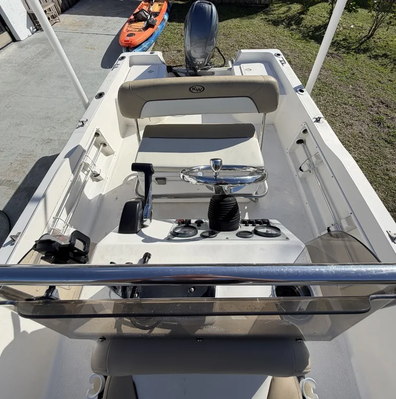 Slide: The Image of Key West 1720 Sportsman 2014 - 7