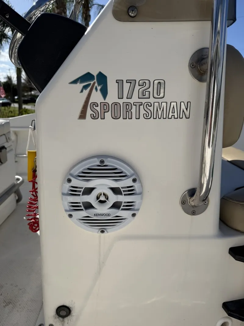 Slide: The Image of Key West 1720 Sportsman 2014 - 8