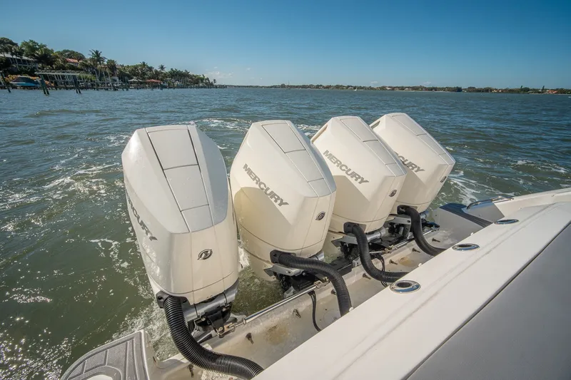 Slide: The Image of Boston Whaler 380 Realm 2024 - 29