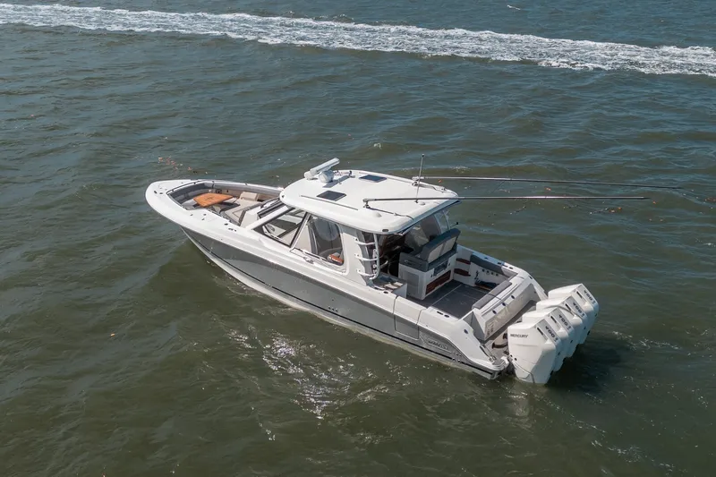Slide: The Image of Boston Whaler 380 Realm 2024 - 4
