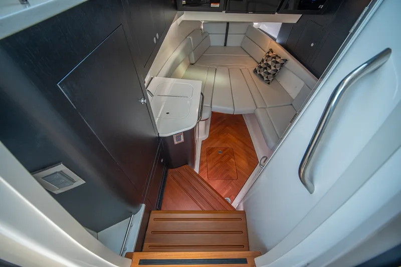 Slide: The Image of Boston Whaler 380 Realm 2024 - 44