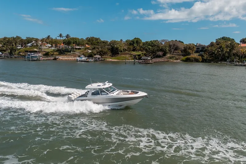 Slide: The Image of Boston Whaler 380 Realm 2024 - 7