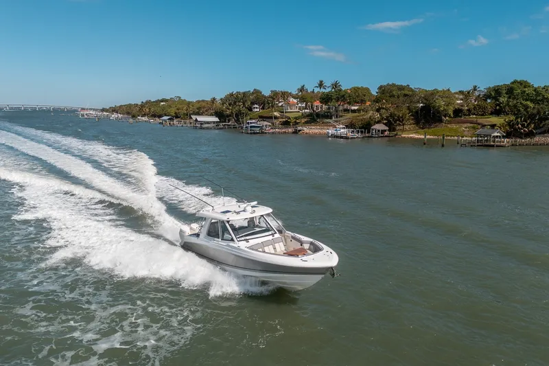 Slide: The Image of Boston Whaler 380 Realm 2024 - 8