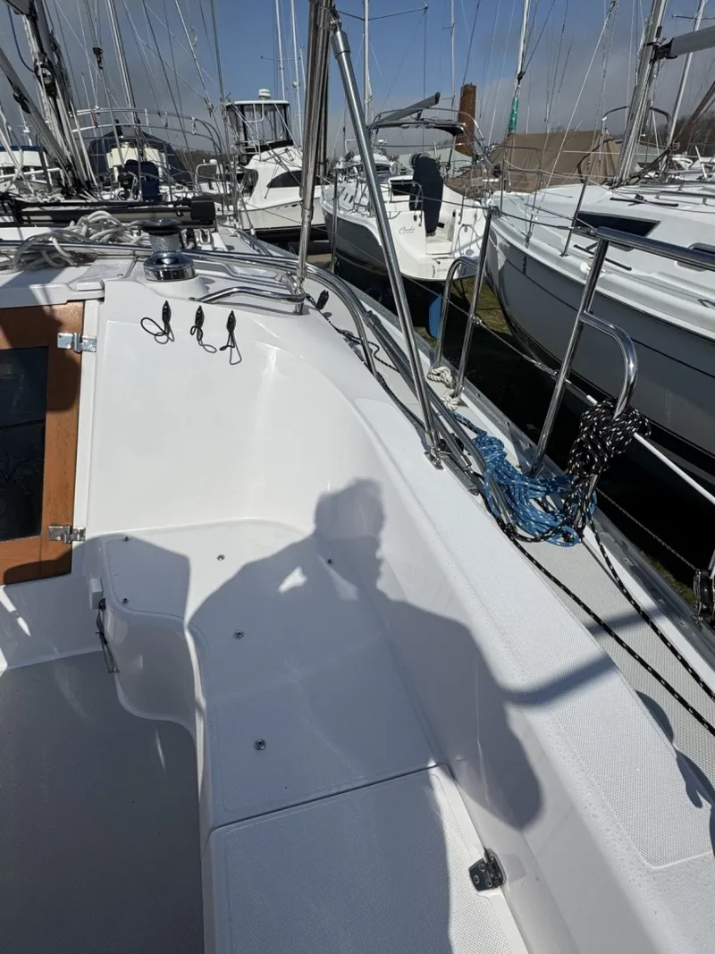 Slide: The Image of Catalina 315 2019 - 16