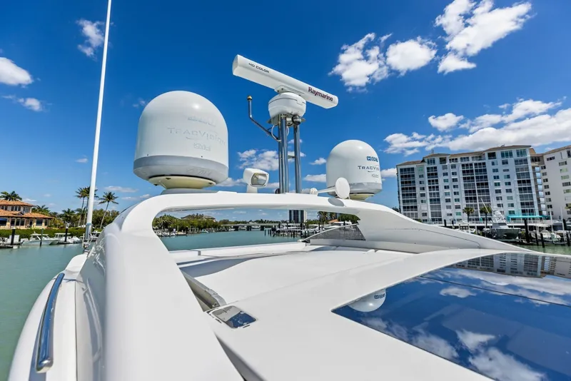Slide: The Image of Azimut 55S 2015 - 22