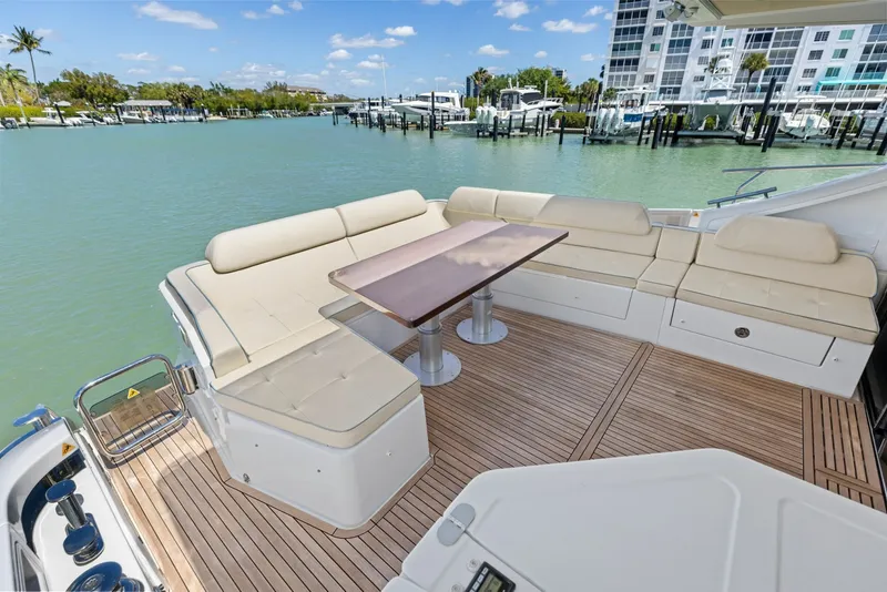 Slide: The Image of Azimut 55S 2015 - 28