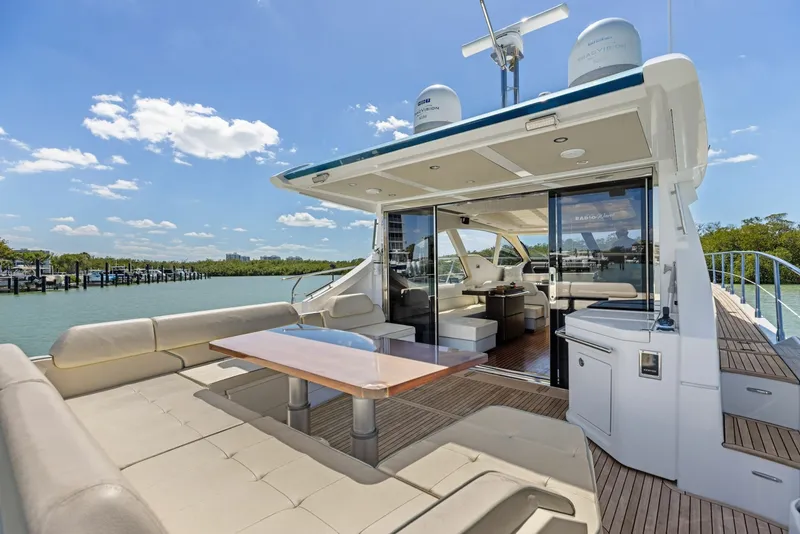 Slide: The Image of Azimut 55S 2015 - 29