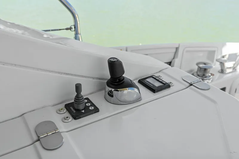 Slide: The Image of Azimut 55S 2015 - 33