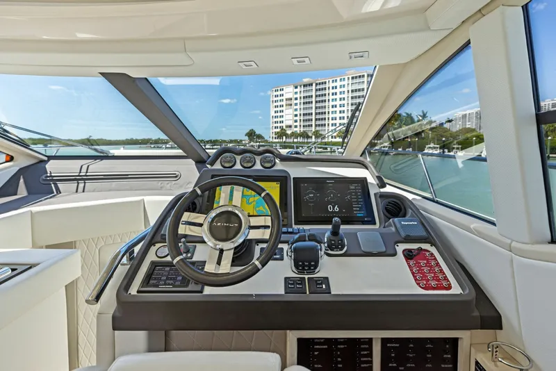 Slide: The Image of Azimut 55S 2015 - 34