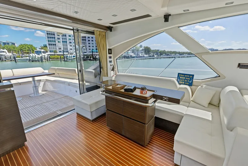 Slide: The Image of Azimut 55S 2015 - 39