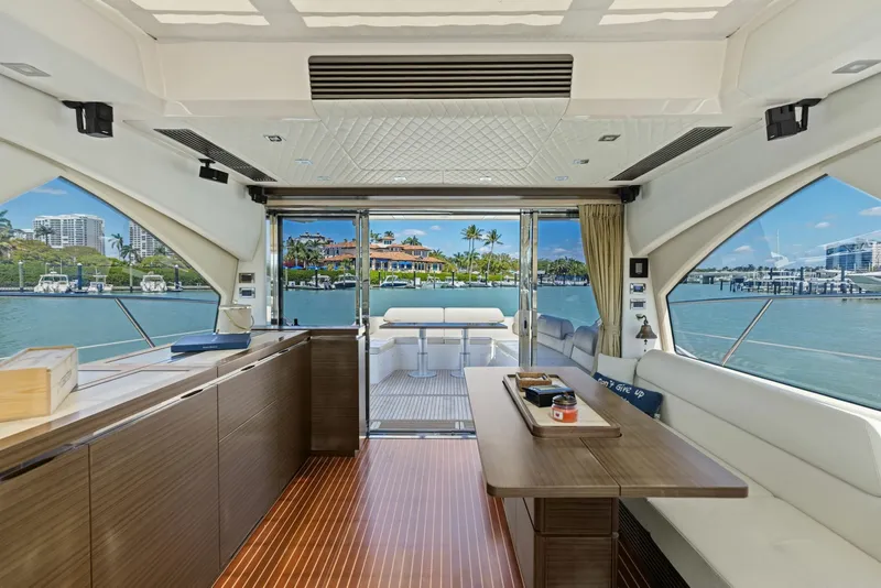 Slide: The Image of Azimut 55S 2015 - 42