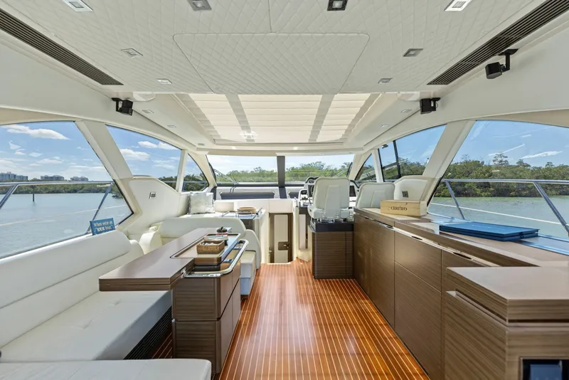 Slide: The Image of Azimut 55S 2015 - 44
