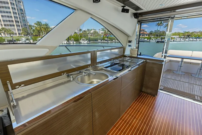 Slide: The Image of Azimut 55S 2015 - 47