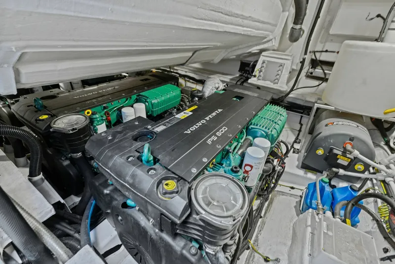 Slide: The Image of Azimut 55S 2015 - 79